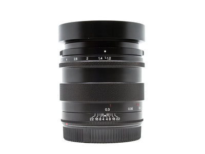 Voigtländer Nokton 40mm f/1.2 - Canon RF Anschluss