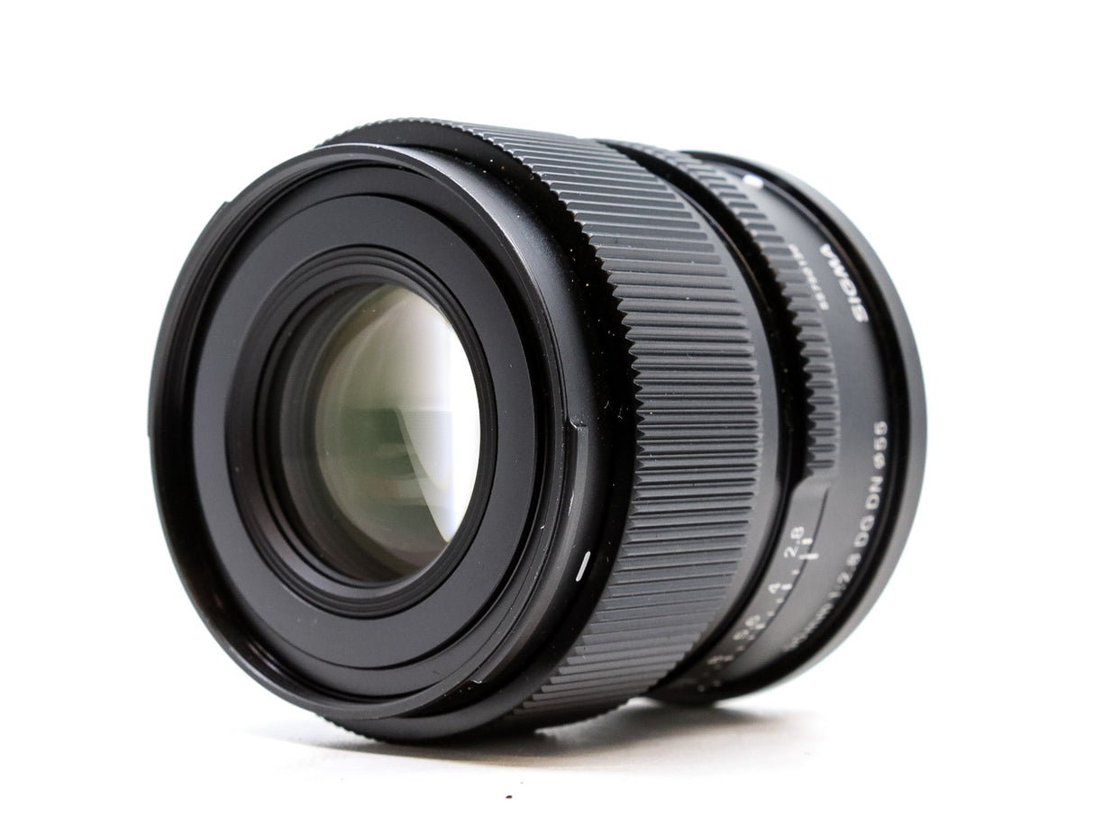 Sigma 90mm f/2.8 DG DN Contemporary - L Fit