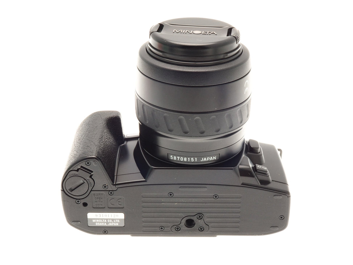 Minolta Dynax 303Si Data + 35-70mm f3.5-4.5 AF