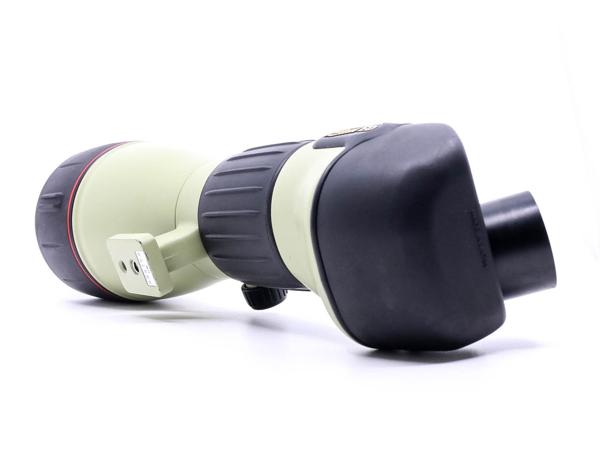 Nikon Fieldscope ED 82 (angolato)