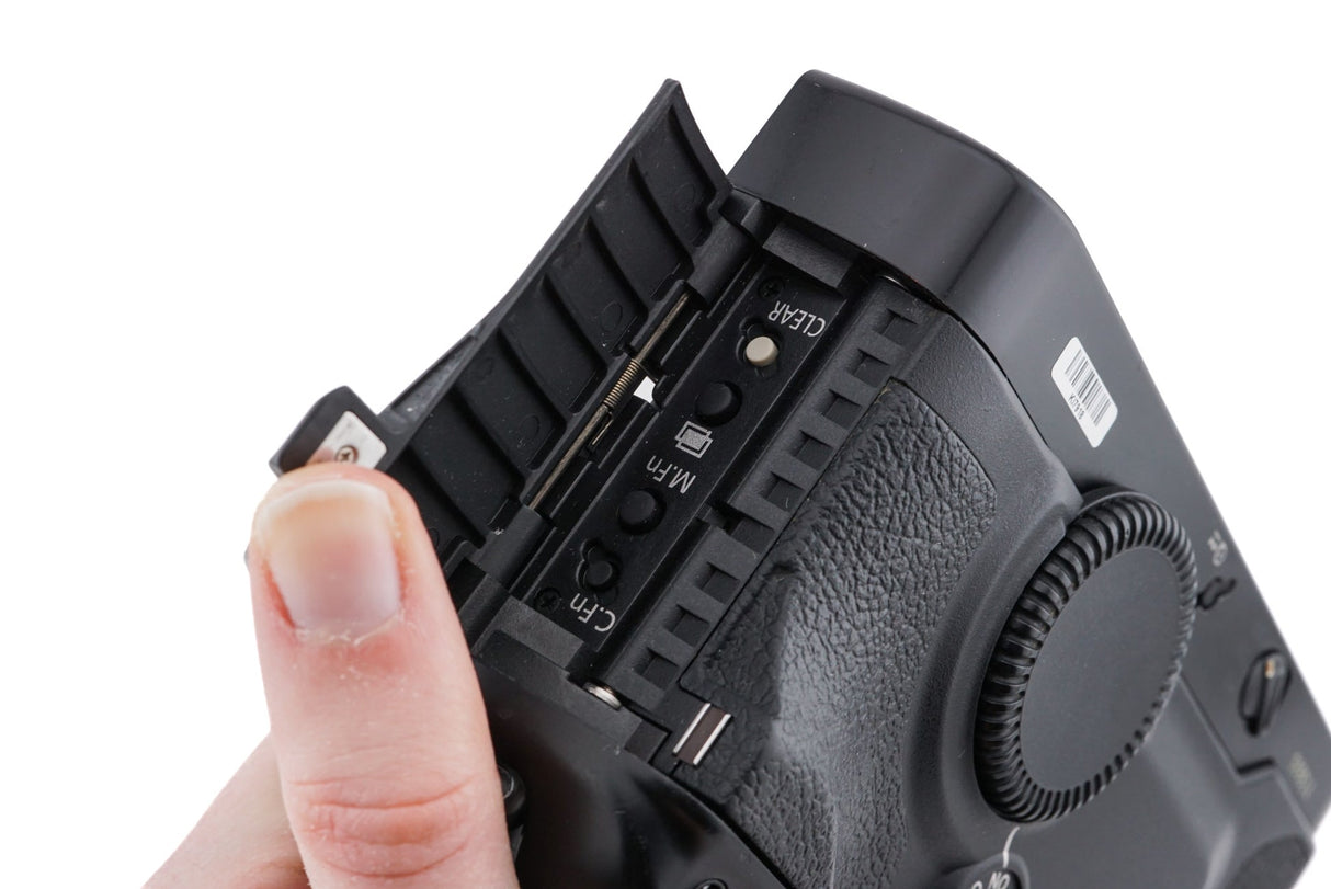 Canon EOS-1V + amplificatore di potenza PB-E2