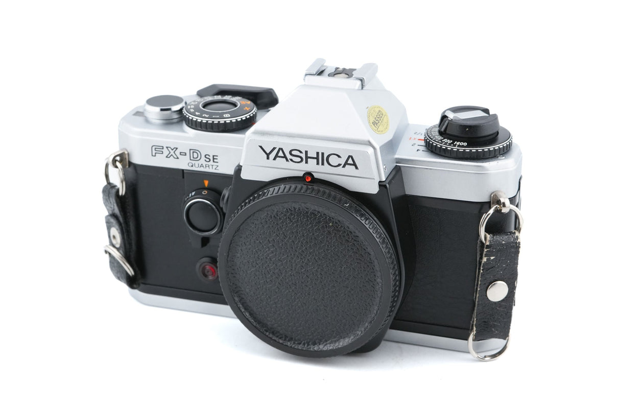 Yashica FX-D SE al quarzo