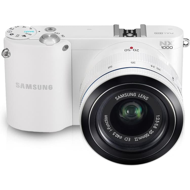NX1000 - Bianco + Samsung Samsung NX 20-50 mm f/3.5-5.6 ED f/3.5-5.6