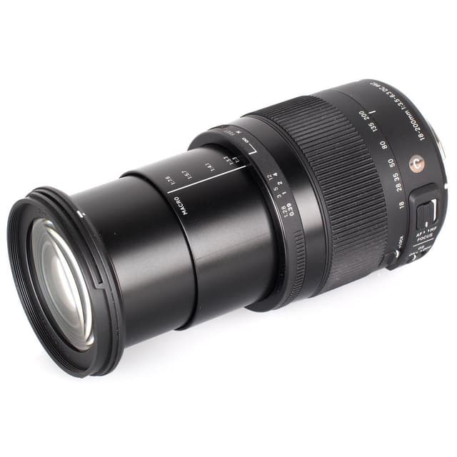 NIKON 18-200mm f/3.5-6.3 lenses