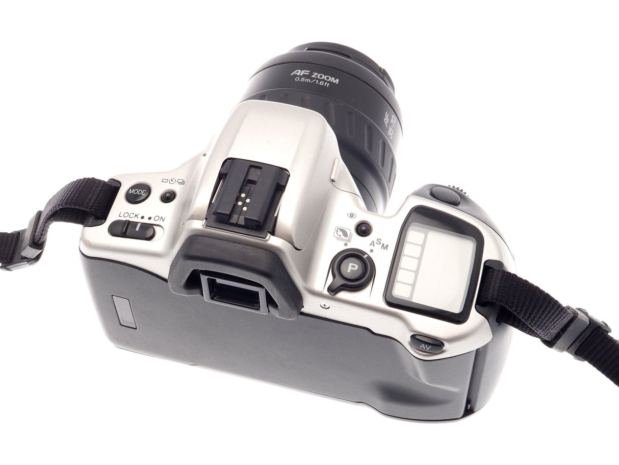 Minolta Dynax 500si + 35-70 mm f3,5-4,5 AF