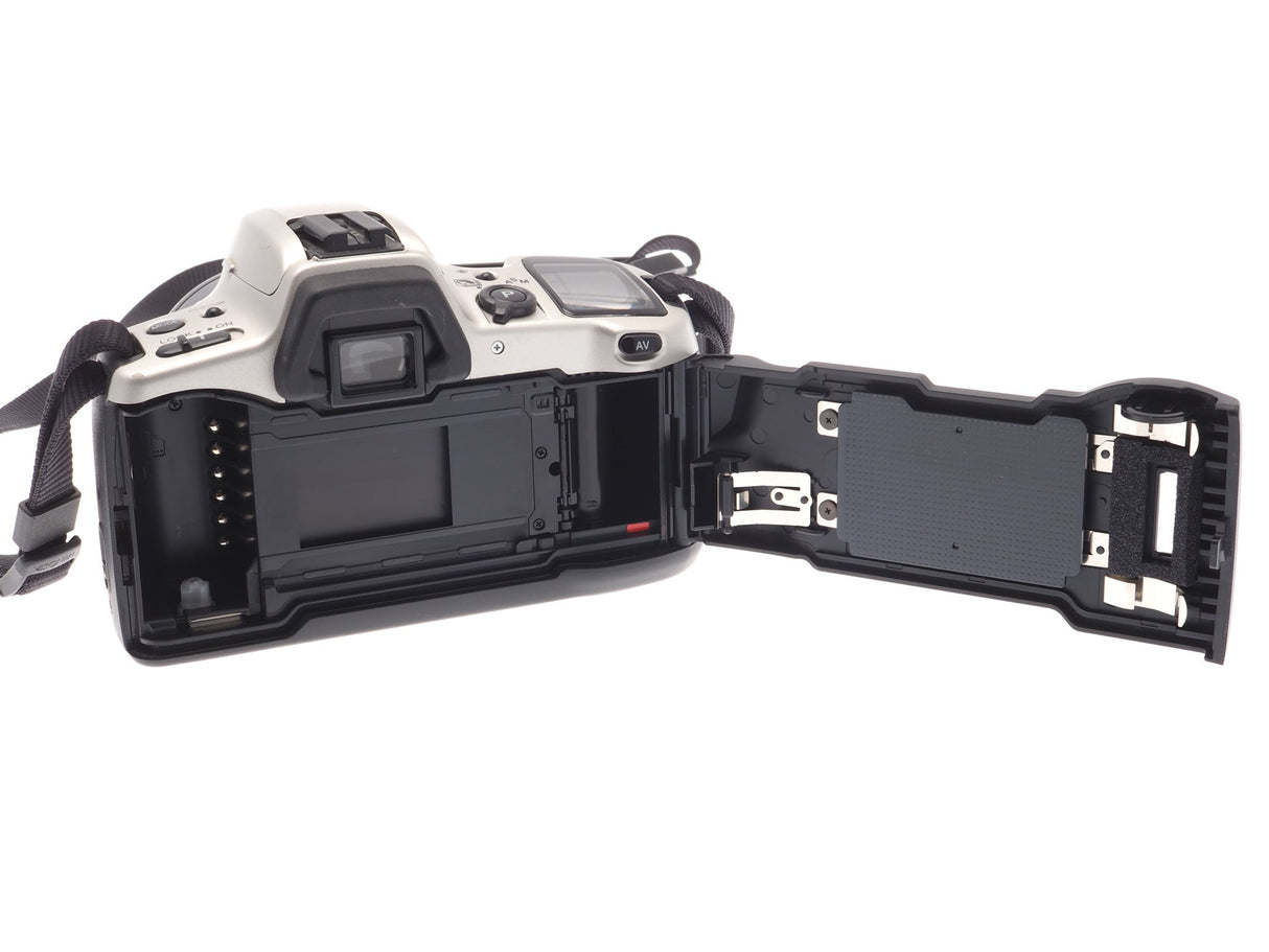 Minolta Dynax 500si + 35-70 mm f3,5-4,5 AF