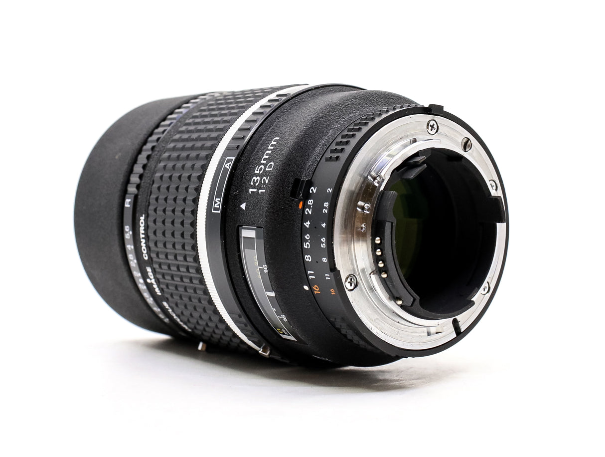 Obiettivo Nikon AF DC Nikkor 135mm f/2