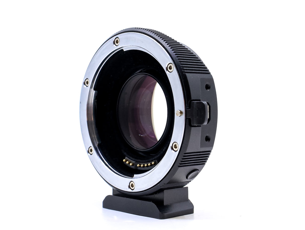 Metabones Canon EF a Canon RF T Speed Booster ULTRA 0.71x