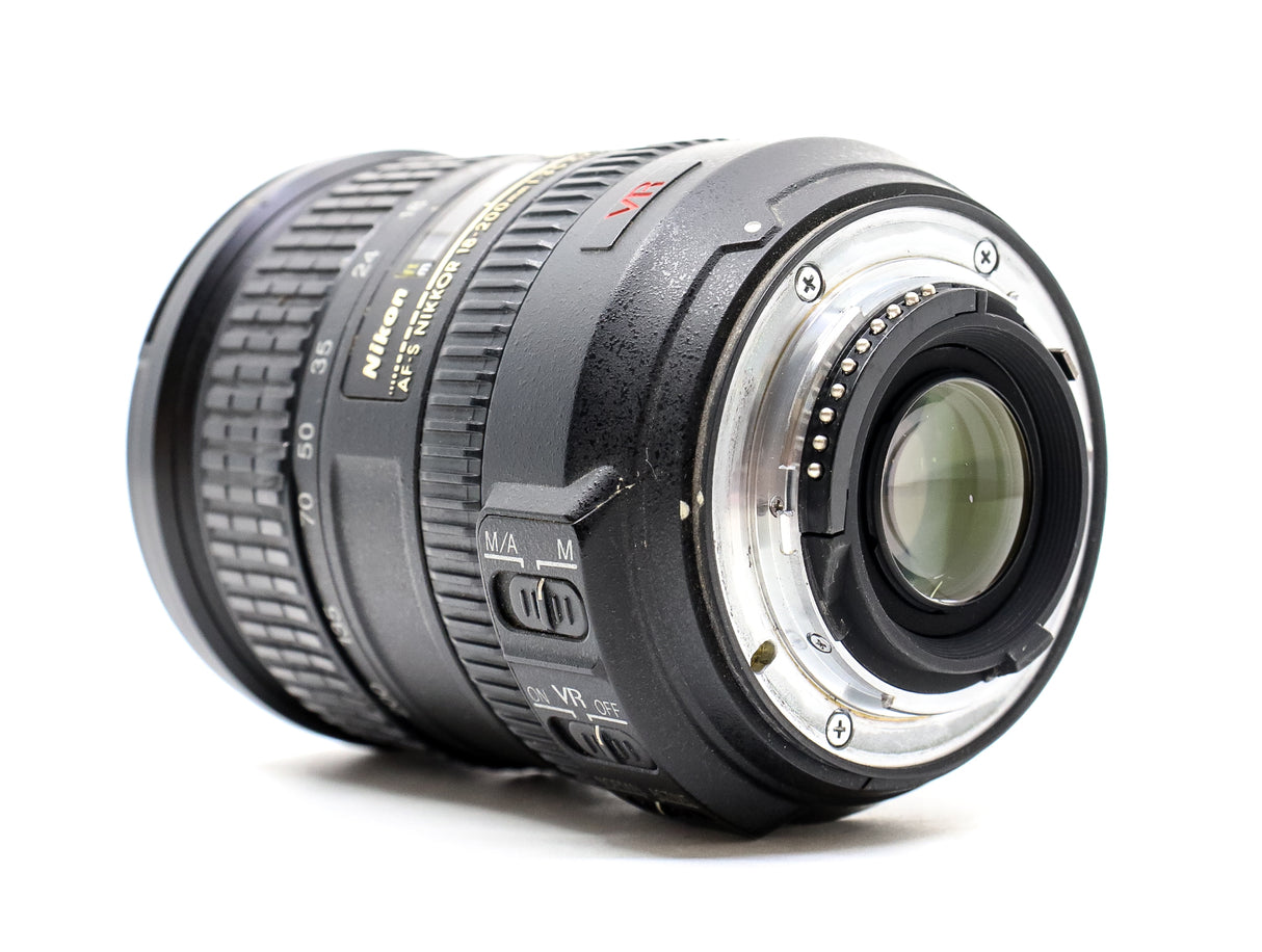 Obiettivo Nikon AF-S DX Nikkor 18-300mm f/3.5-6.3G ED VR