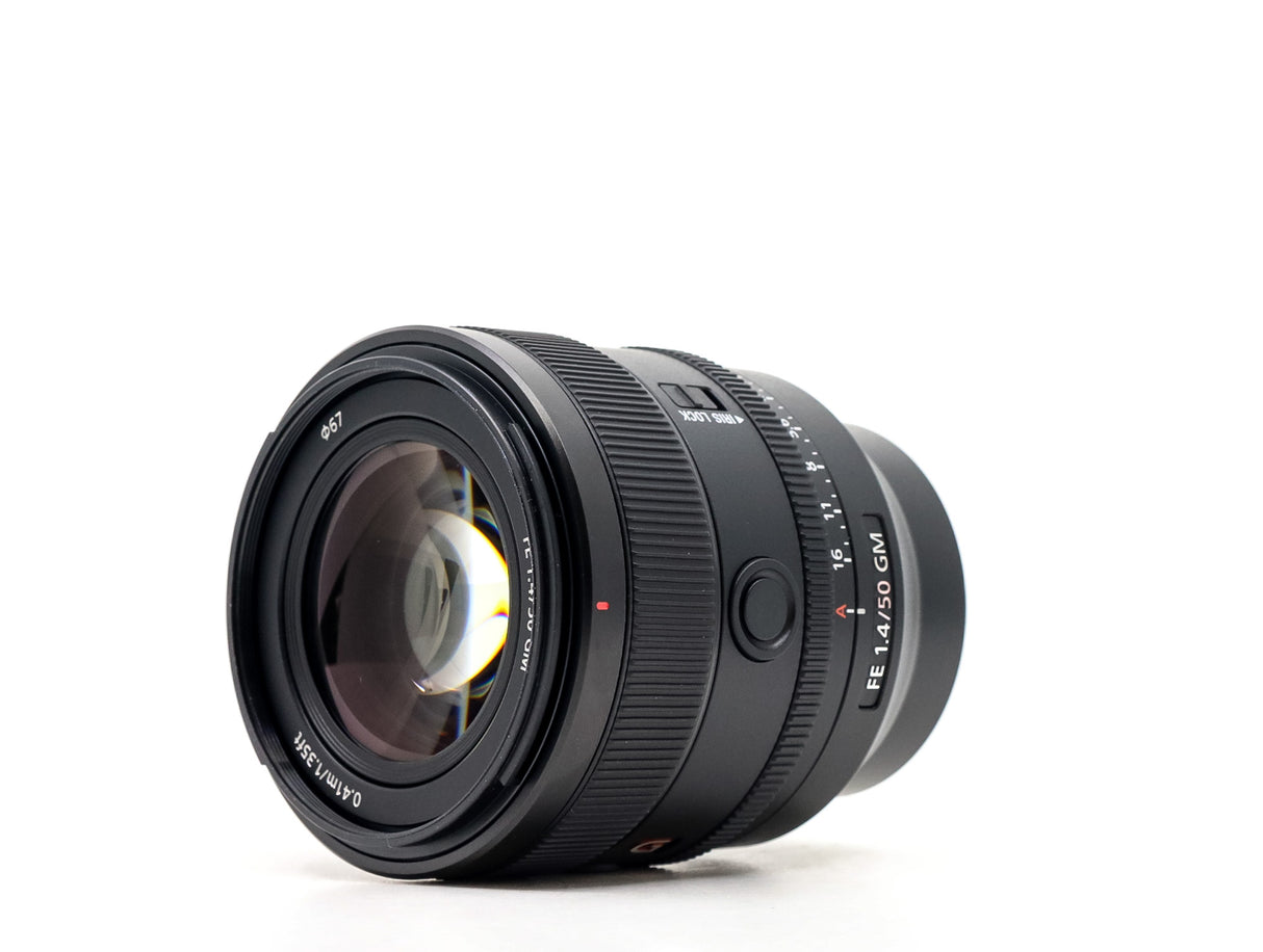 Sony FE 50 mm f/1.4 GM