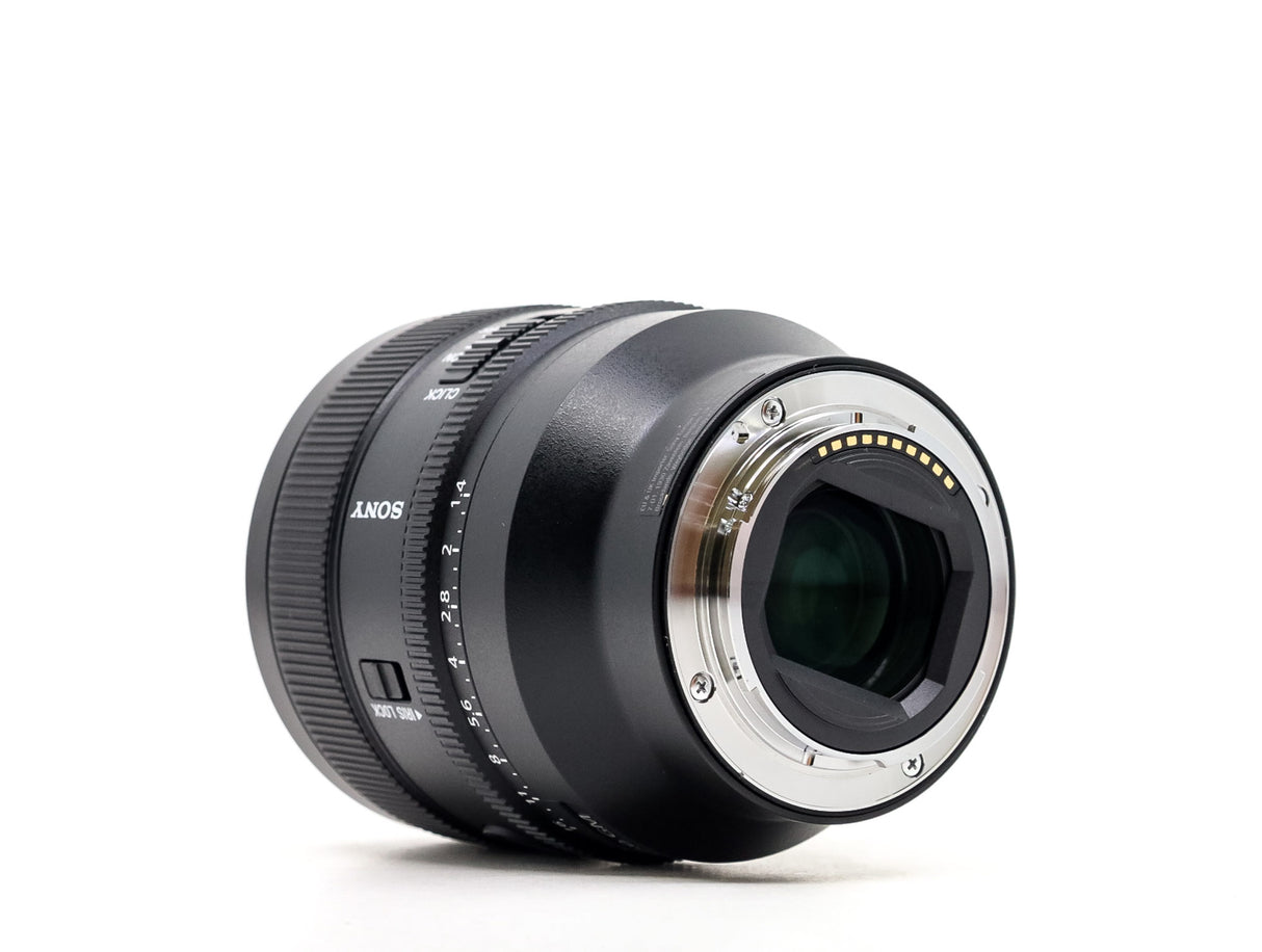 Sony FE 50 mm f/1.4 GM