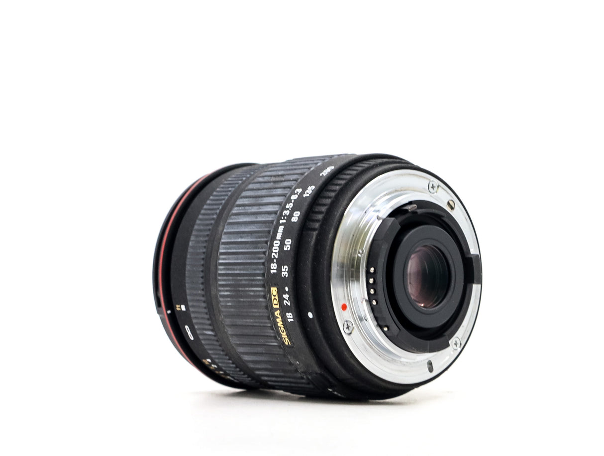 Sigma 18-200mm f/3.5-6.3 DC - Compatibile con Nikon