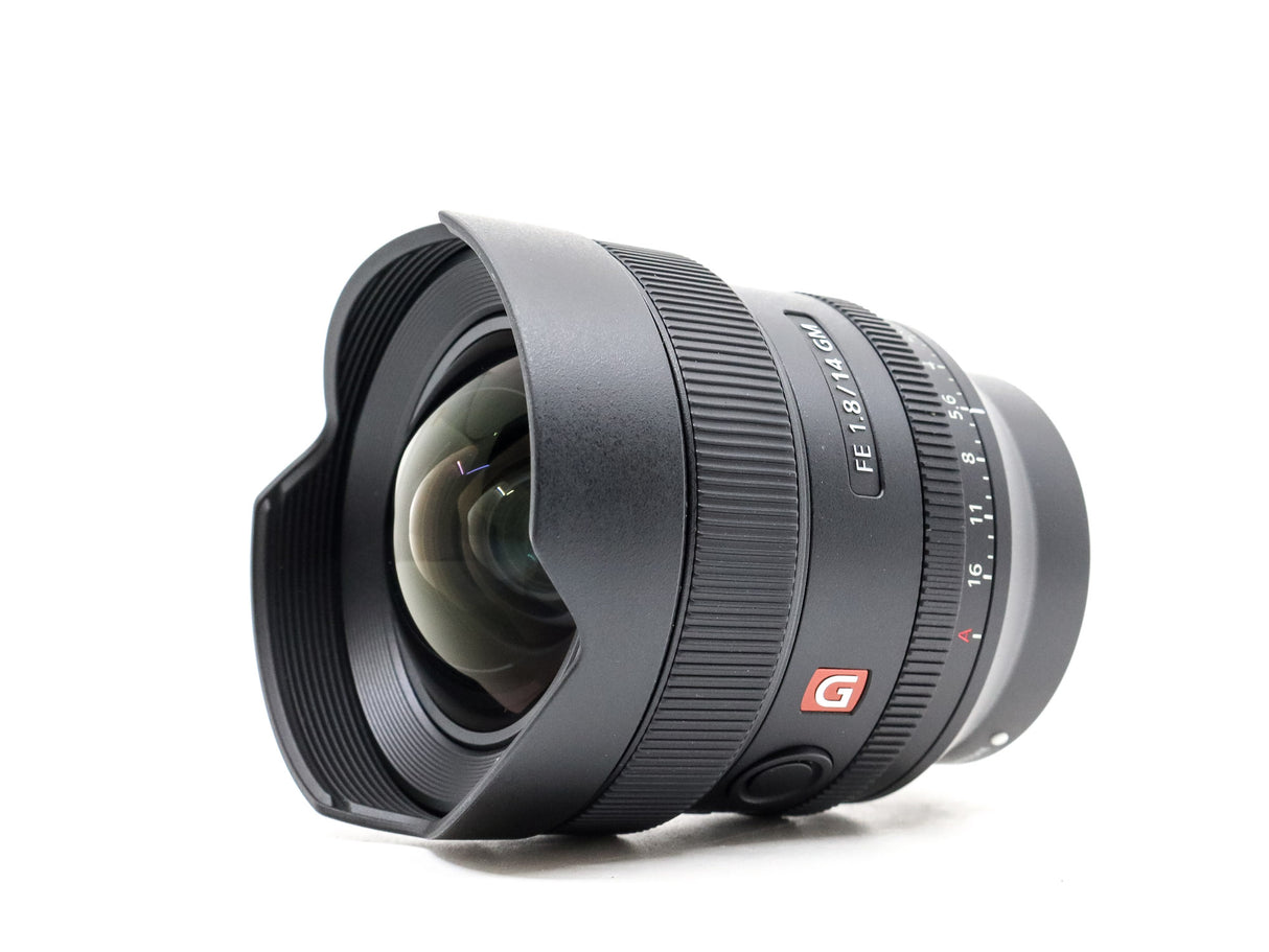 Sony FE 14 mm f/1.8 GM