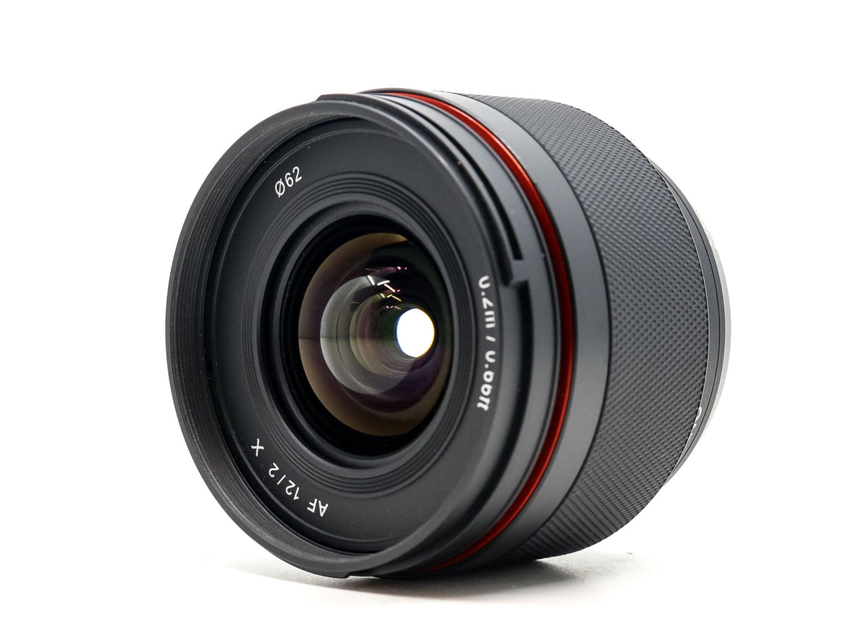 Samyang AF 12mm f/2 - Fujifilm X Fit - segunda mano - excelente estado - detalle 2 de 3 - SKU 3788020 - Camera Market
