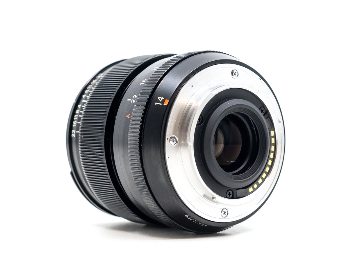 Fujifilm XF 14mm f/2.8 R - segunda mano - excelente estado - detalle 3 de 3 - SKU 3784633 - Camera Market