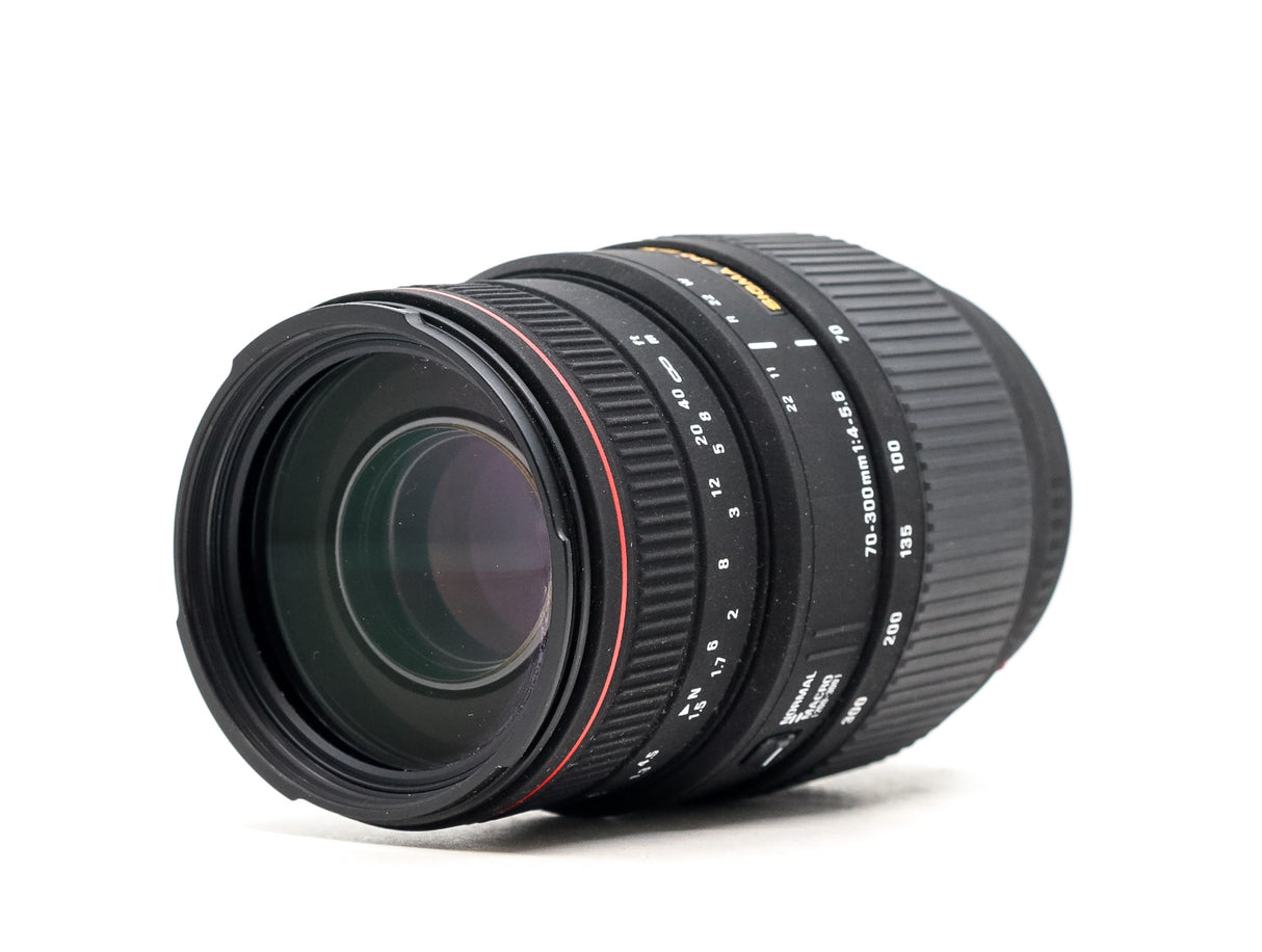 Sigma 70-300mm f/4-5.6 APO DG Macro - Sigma SA Fit