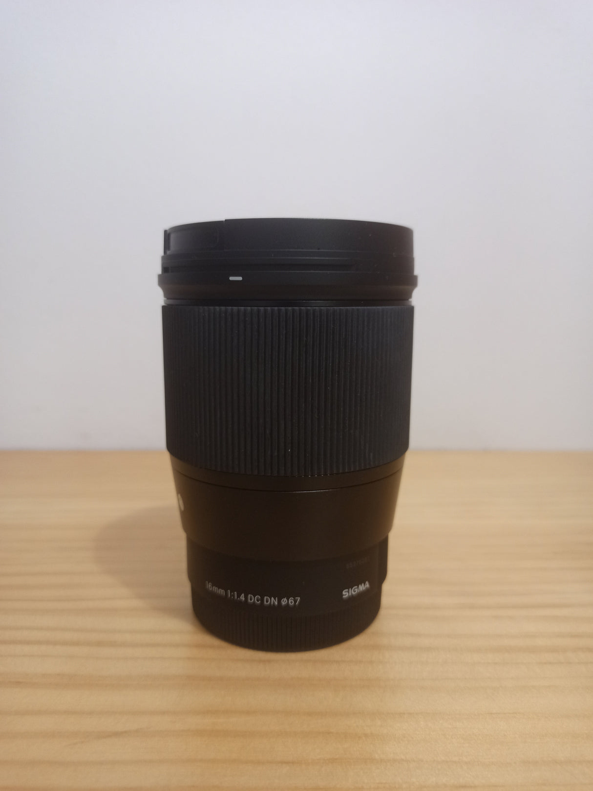 SigmaSigma 16mm f/1.4 DC DN Contemporary - Sony E Fit8746f6b6-f949-4880-a66f-85be5927bc09