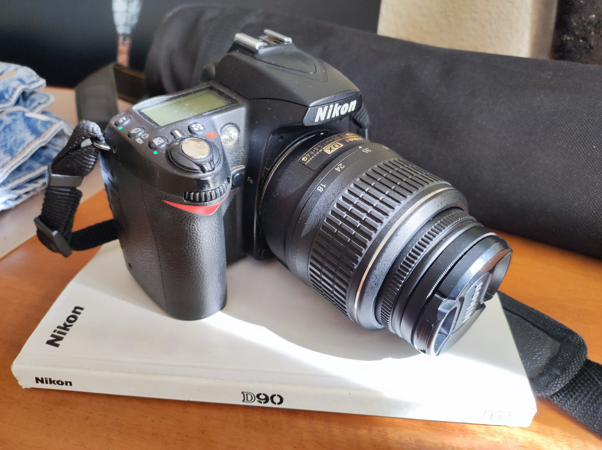 NikonNikon D905e1431f5-7005-46ab-bf52-922f3fd97be9