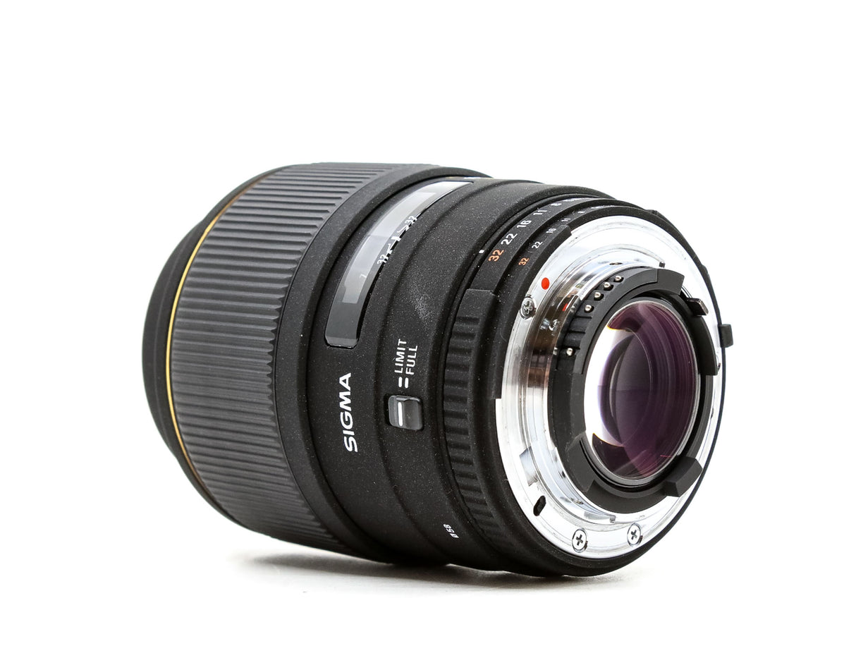 Sigma 105mm f/2.8 EX DG Macro - Compatibile con Nikon
