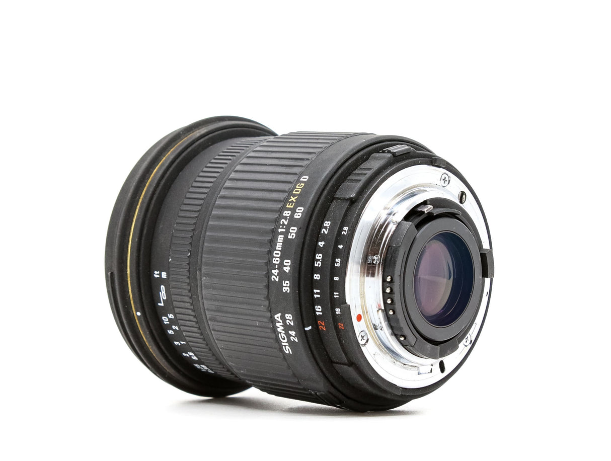 Sigma 24-60mm f/2.8 EX DG - Compatibile con Nikon