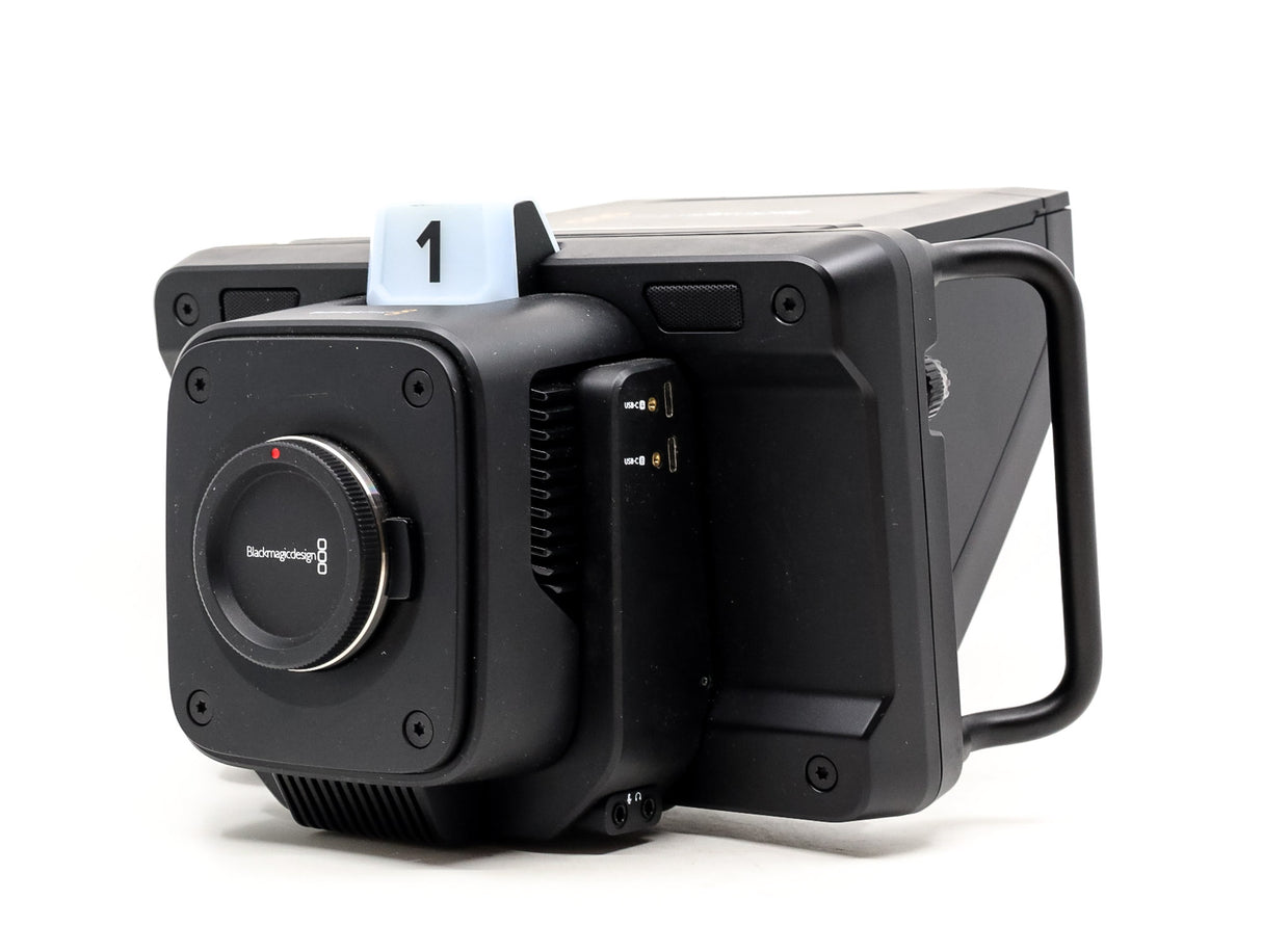 Blackmagic Design Studio Camera 4K Plus - Compatibile con Micro Quattro Terzi