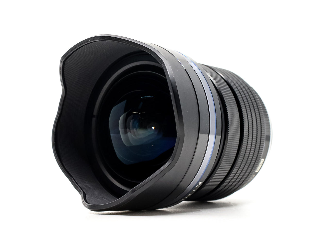 Obiettivo Olympus M.Zuiko Digital ED 7-14mm f/2.8 PRO