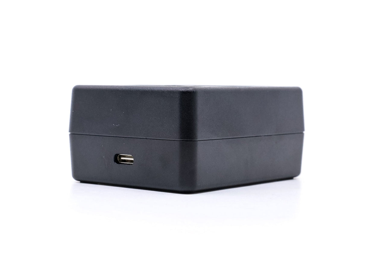 Fujifilm BC-W235 Dual Battery Charger - segunda mano - excelente estado - foto principal - SKU 3782112 - Camera Market