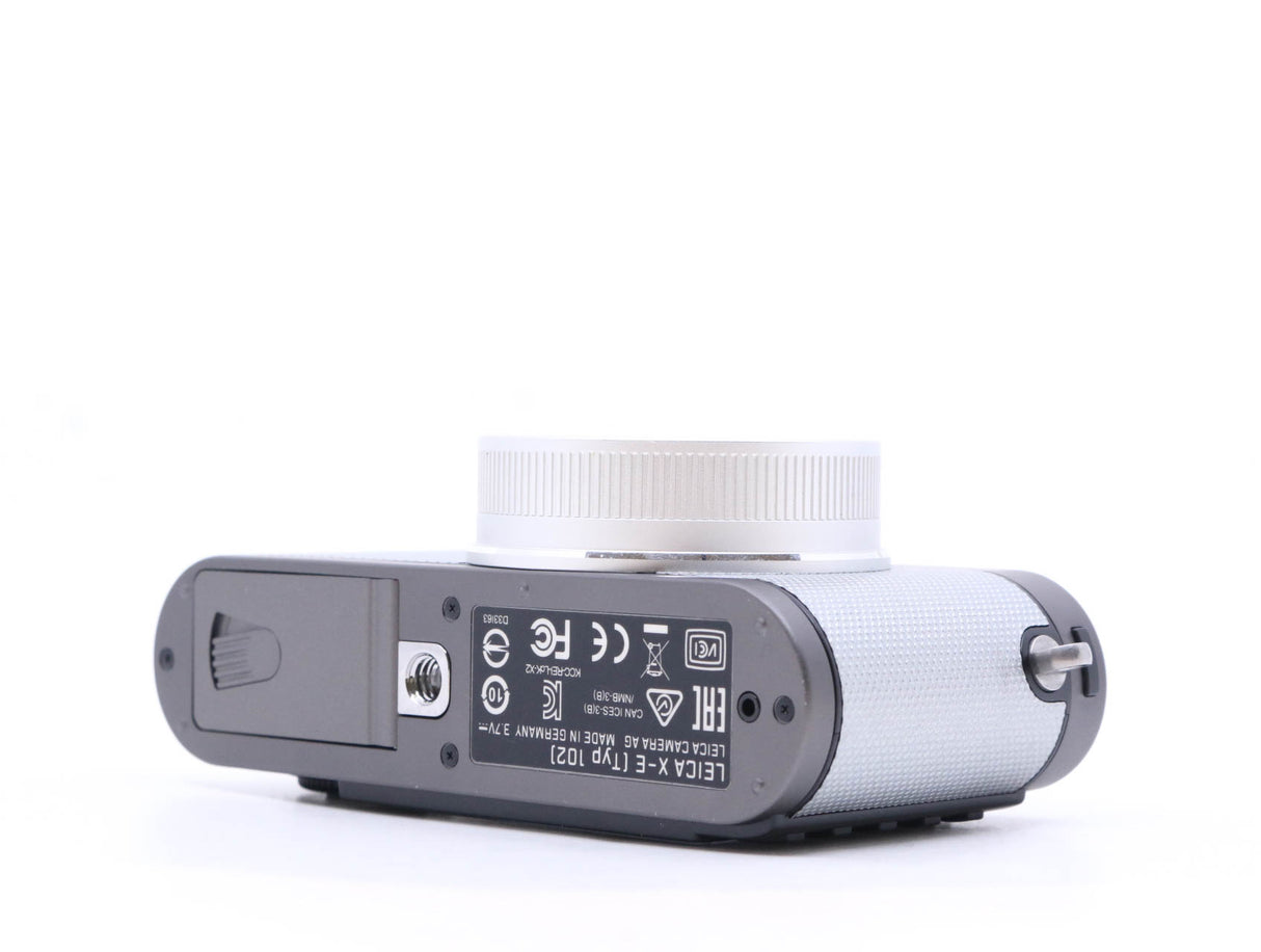 Leica XE (tipo 102)