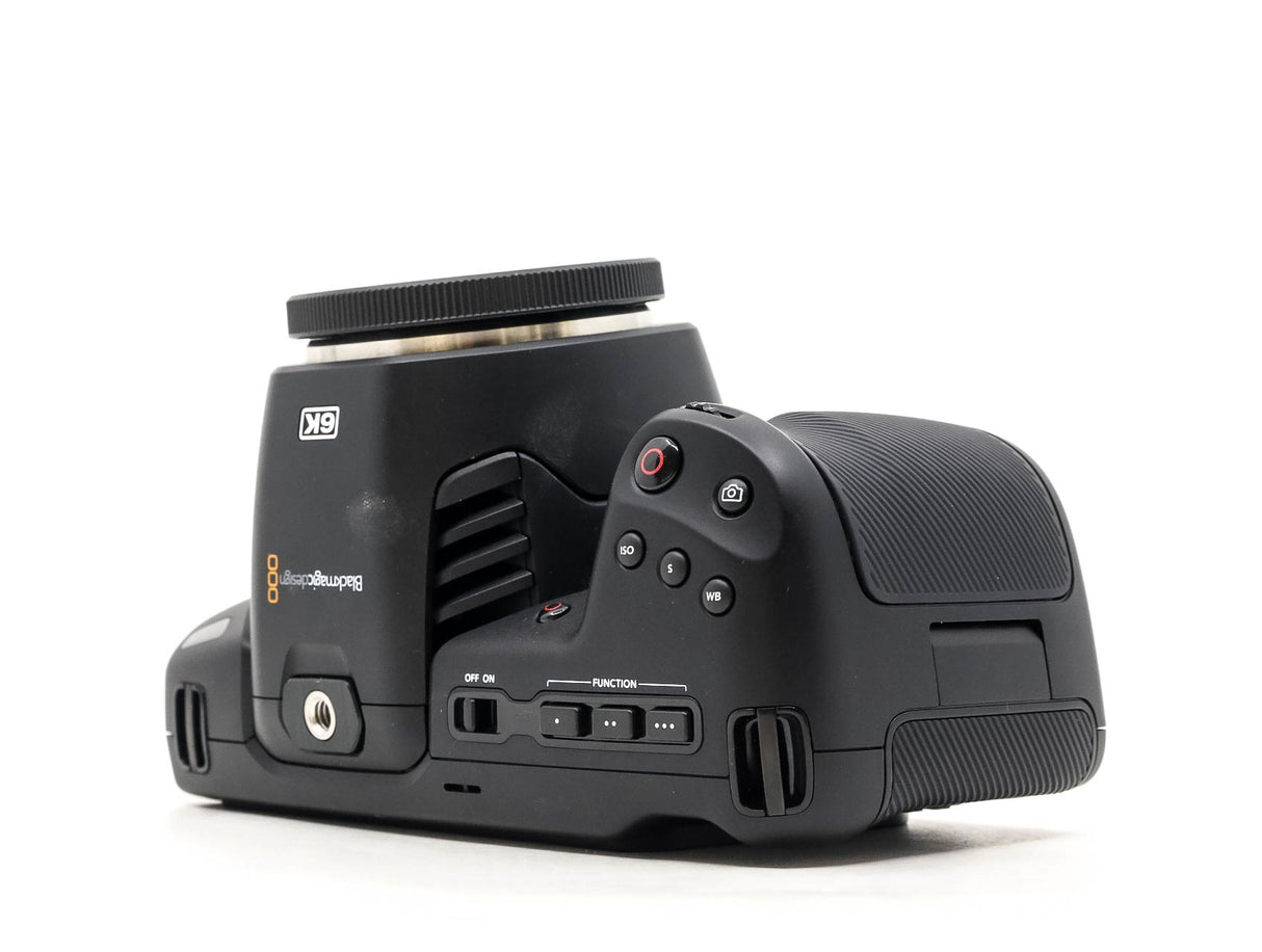 Blackmagic Design Pocket Cinema Camera 6k - Compatibile con Canon EF
