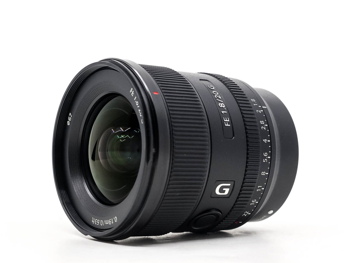 Sony FE 20mm f/1.8 G - segunda mano - excelente estado - detalle 2 de 3 - SKU 3787504 - Camera Market