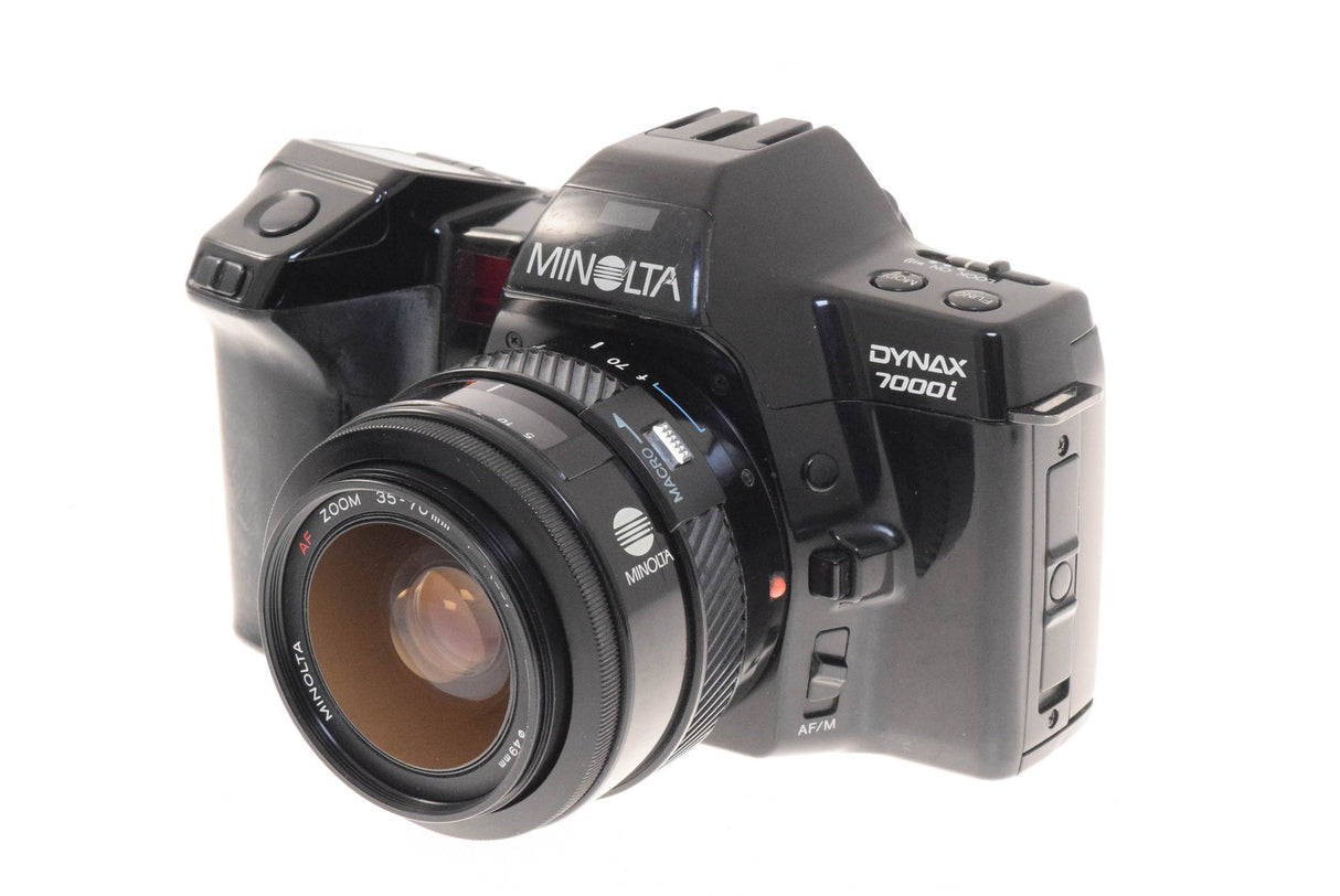 Minolta Dynax 7000i + 35-70 mm f3,5-4,5 AF