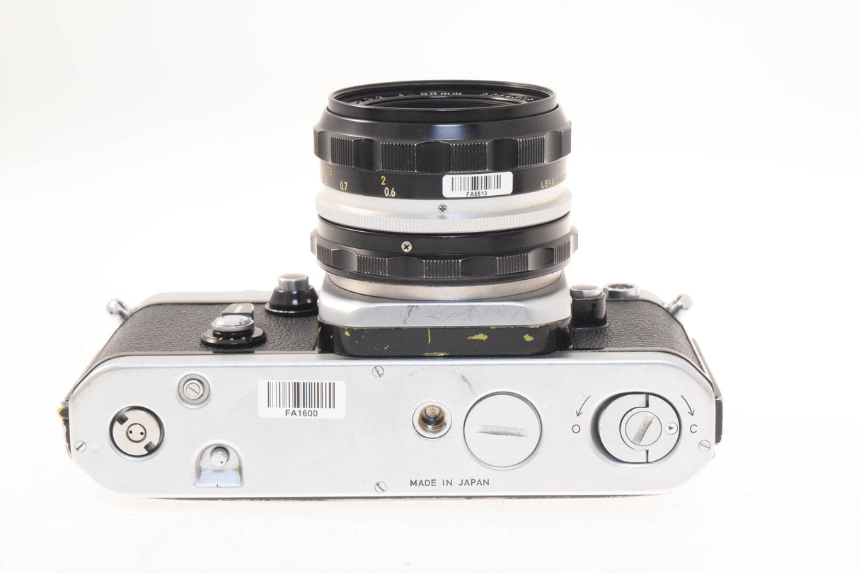 Nikon F2 Photomic + 50mm f2 Nikkor-HC Auto Pre-AI