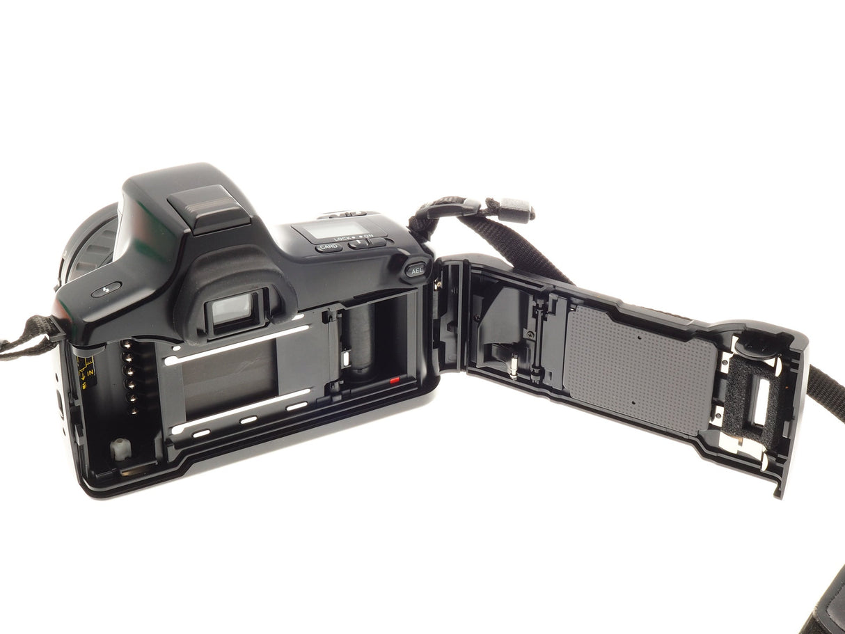 Minolta Dynax 5000i + zoom AF 35-80 mm f4-5.6