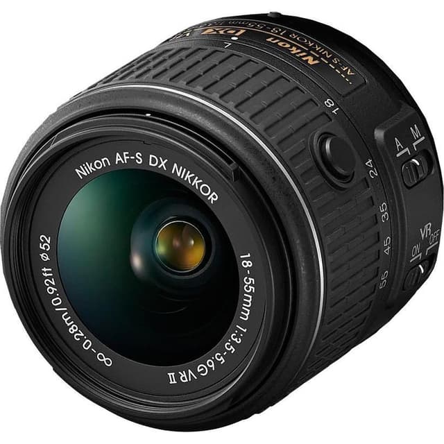 SLR D5200 - Nero + Nikon Nikkor AF-S DX 18-55mm f/3.5-5.6 G VR II f/3.5-5.6