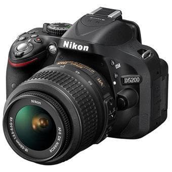 SLR D5200 - Nero + Nikon AF-X DX Nikkor 18-55mm f/3.5-5.6GVR f/3.5-5.6
