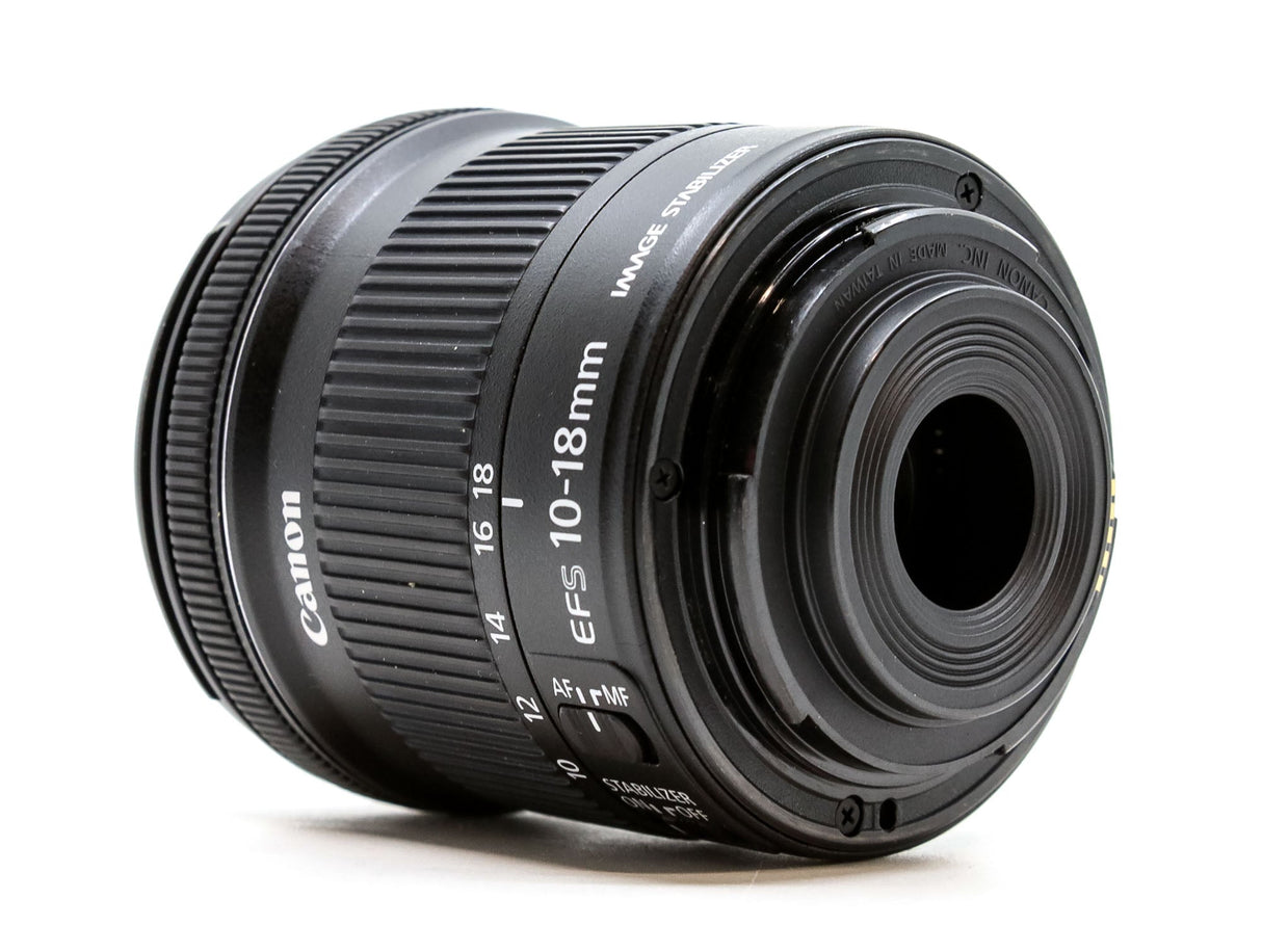 Canon EF-S 10-18mm f/4.5-5.6 IS STM - segunda mano - excelente estado - detalle 3 de 3 - SKU 3775179 - Camera Market