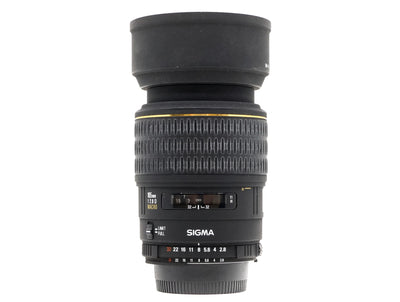 Sigma 105mm f/2.8 EX Makro - Nikon Anschluss