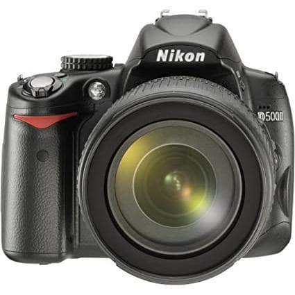 SLR D5000 - Nero + Nikon AF-S DX Zoom Nikkor 18-70mm f/3.5-4.5G IF-ED f/3.5-4.5G  · immagine principale