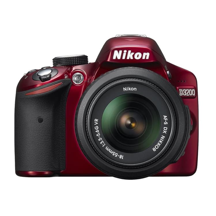 SLR D3200 - Red Nikon Nikkor AF-S DX 18-55mm f/3.5-5.6G VR II f/3.5-5.6