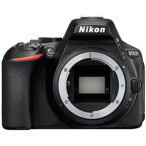 D5600 DSLR - Nero  · immagine principale