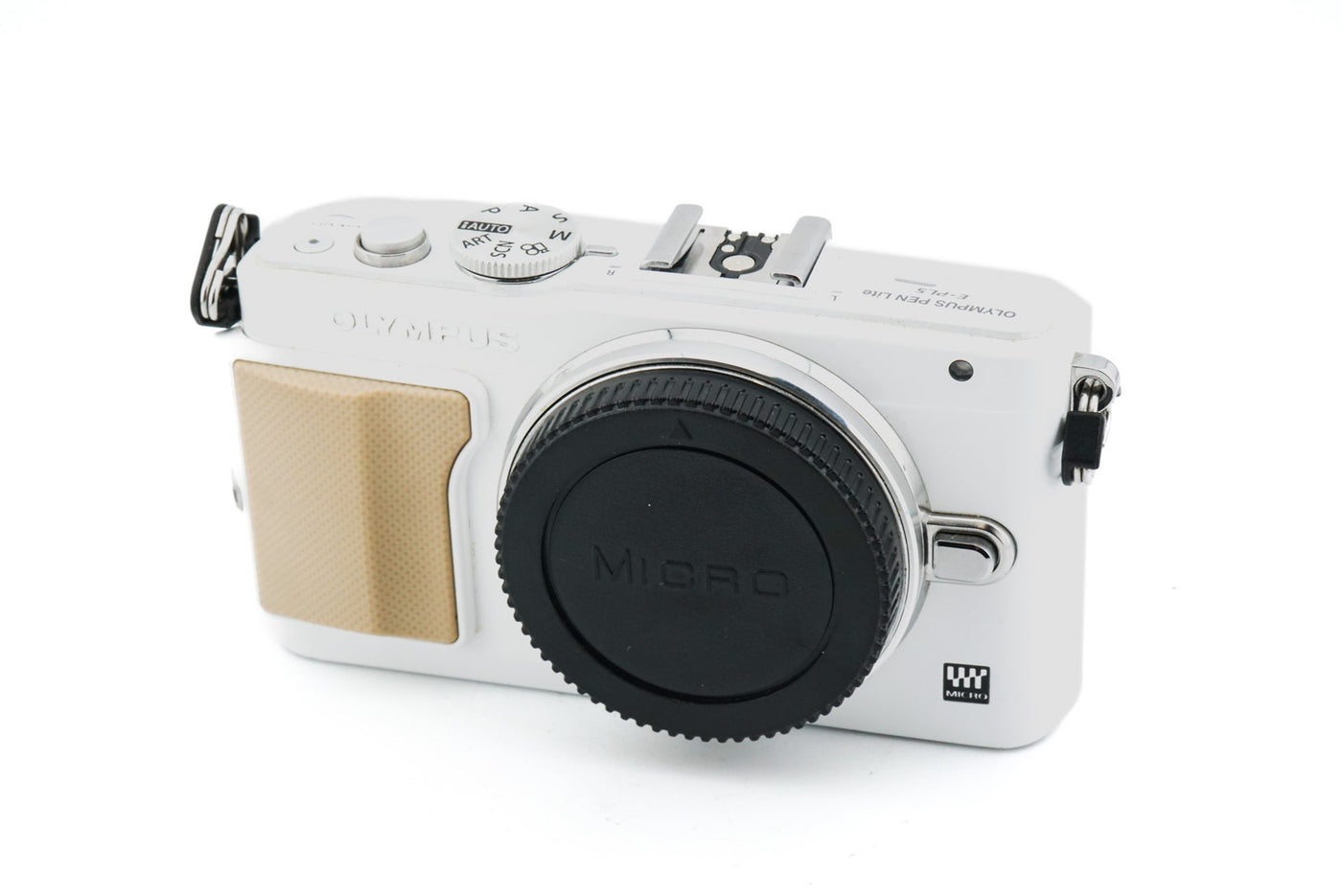 Olympus PEN E-PL5 + FL-LM1 Flash · immagine principale