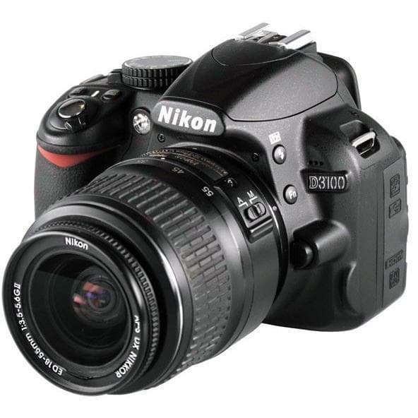 DSLR D5100 - Nero + Nikon AF-S DX Nikkor 18-55 mm f/3.5-5.6G II ED f/3.5-5.6G  · immagine principale