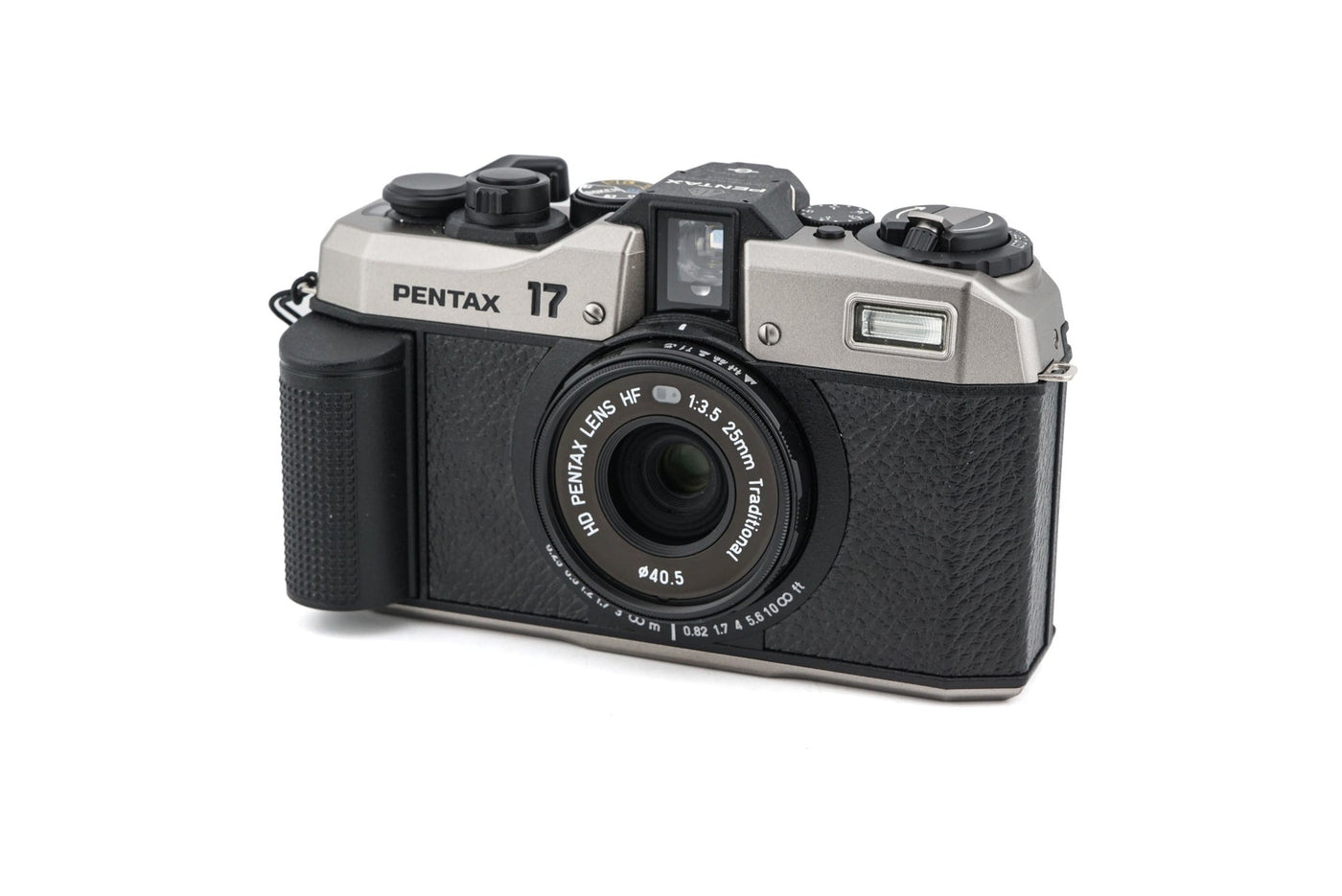 Pentax 17, fotocamera compatta a pellicola 35 mm Half-Frame · immagine principale