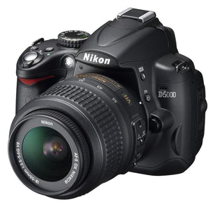 SLR D5000 - Black + Nikon AF-S DX Nikkor 18-55mm f/3.5-5.6G VR f/3.5-5.6G