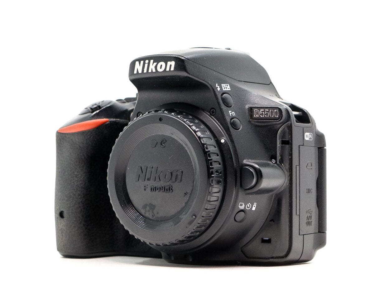 Nikon D5500  · immagine principale