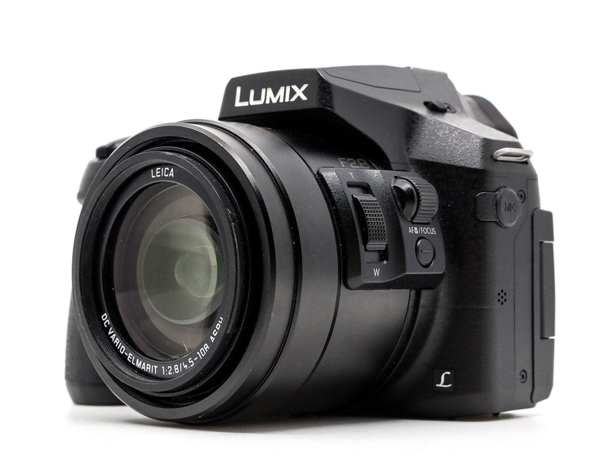 Panasonic Lumix DMC-FZ330 · immagine principale