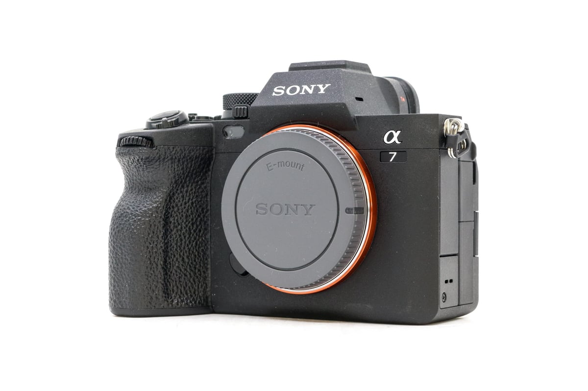 Sony Alpha A7 IV · immagine principale