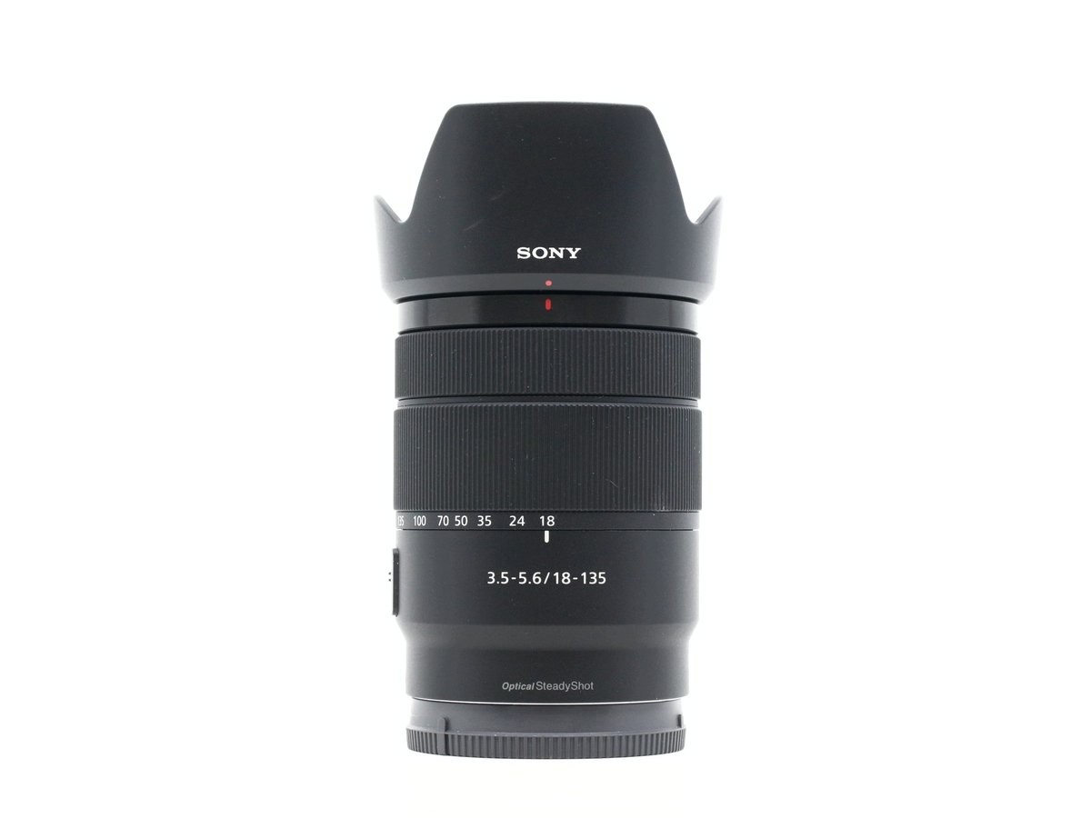 Sony E 18-135 mm f/3,5-5,6 OSS  · immagine principale