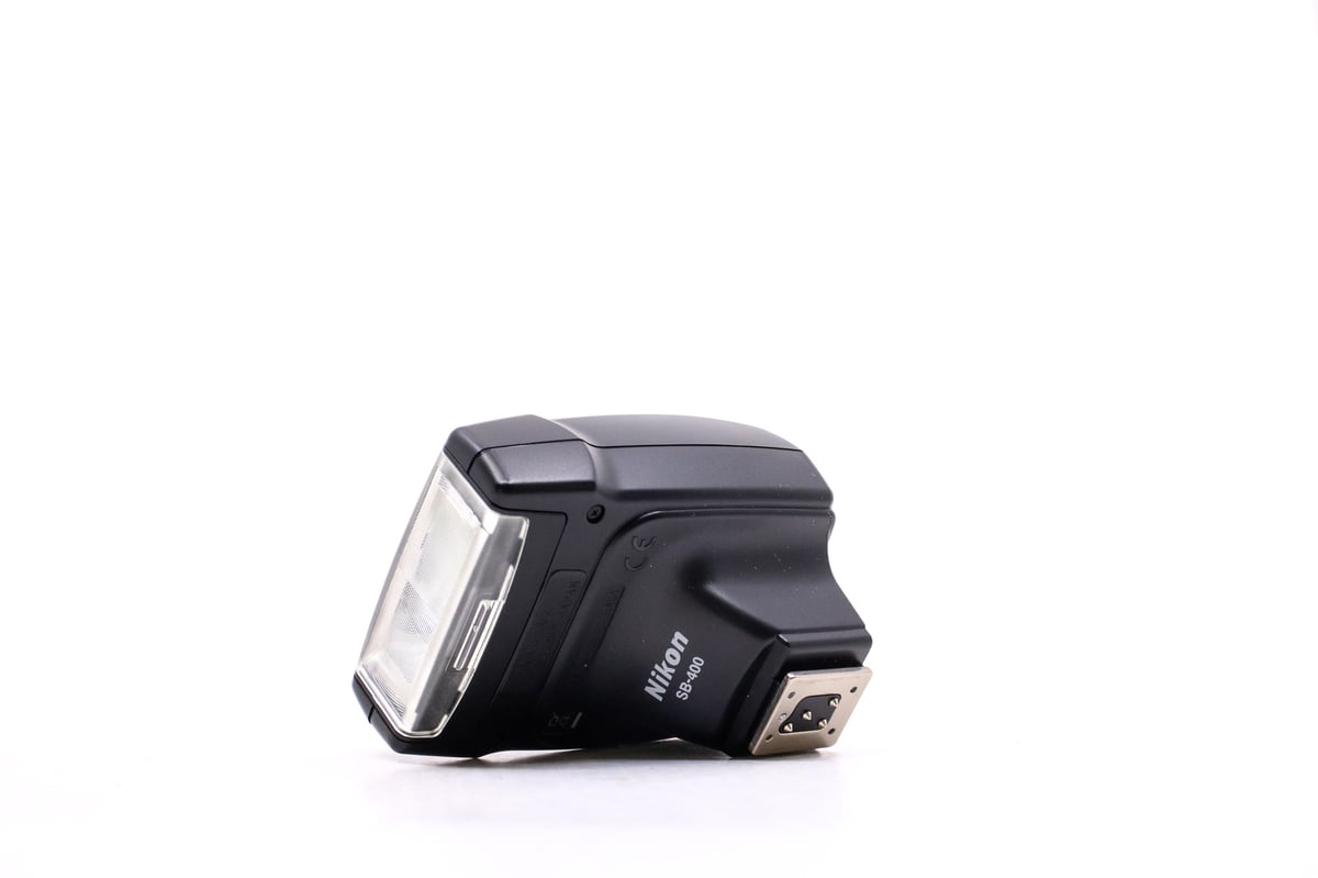 Lampeggiatore Nikon SB-400 · immagine principale