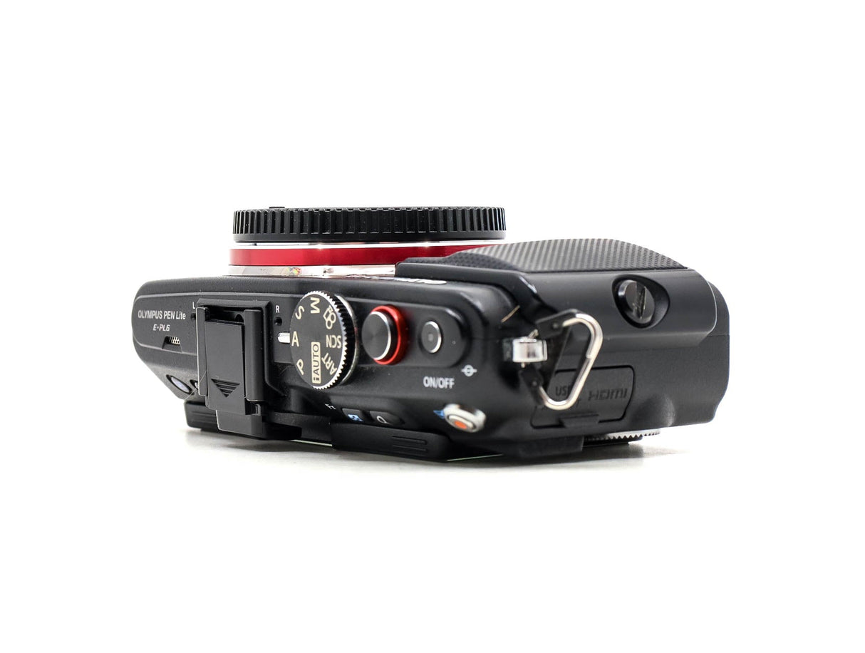 Olympus Pen E-PL6 - segunda mano - excelente estado - detalle 3 de 4 - SKU 3642241 - Camera Market